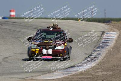 media/Sep-28-2025-24 Hours of Lemons (Sun) [[5dfe0e5f6e]]/12pm (Outside Grapevine)/